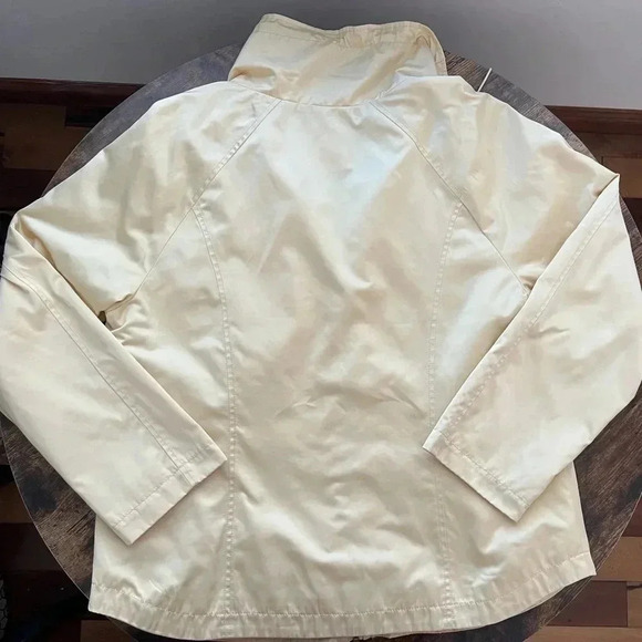Zenergy by Chicos windbreaker, light rain jacket. Size: Chicos 2, 10/12. - Picture 7 of 12